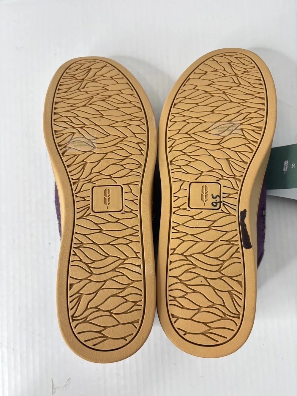 Revitalign Malibu Sparkle Sneakers Shoe Size 9.5 Orthotic Footbed Slip-On NEW!